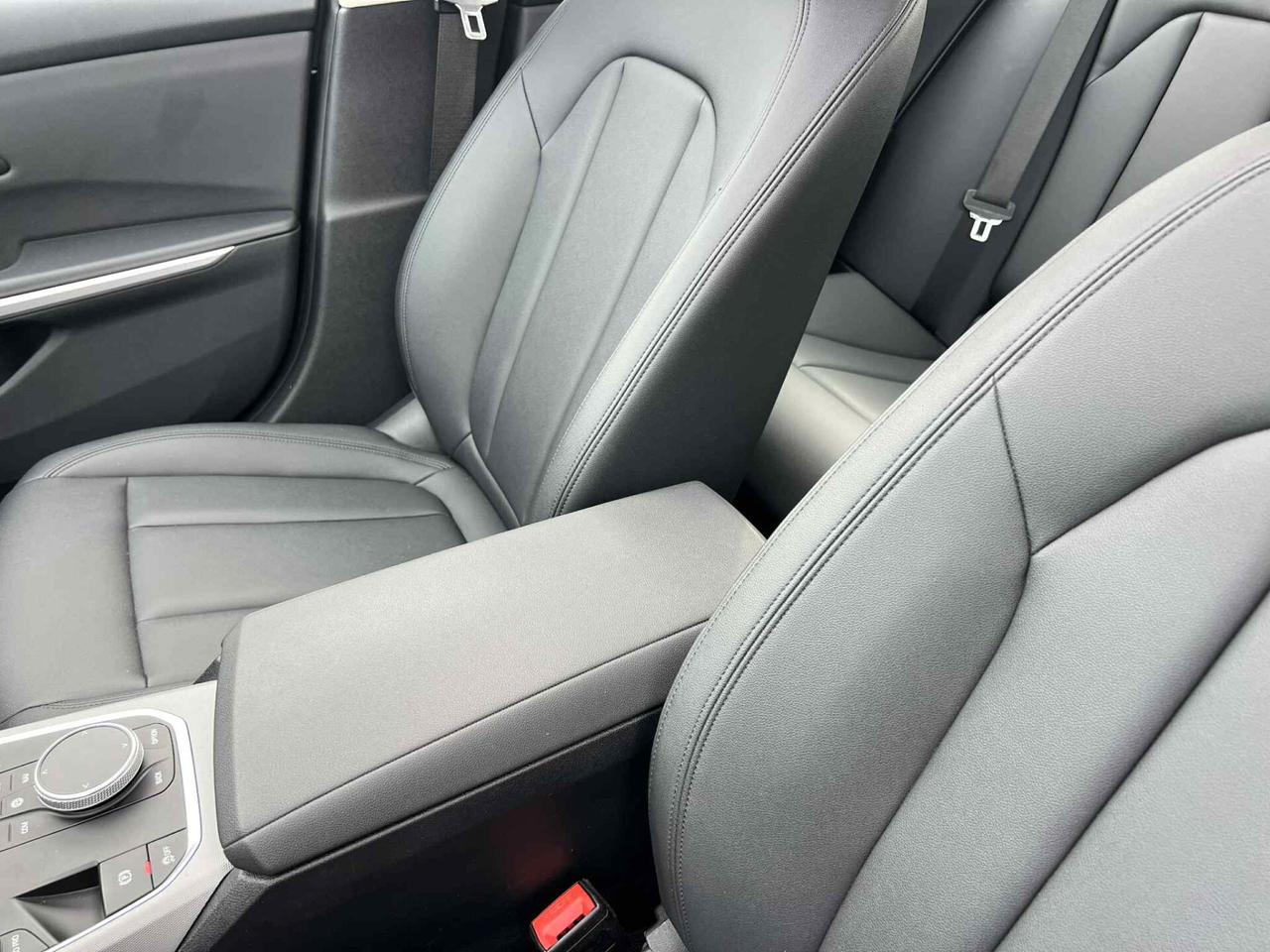 Bmw 318 D 136CV 6M -PELLE-HARMAN K-TETTO A
