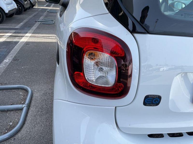 smart fortwo EQ PURE 4,6KW