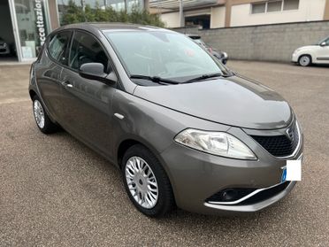 Lancia Ypsilon 1.2 Gold 69cv OK NEOPATENT. PDC/CLIMA/TEL. PERFET.