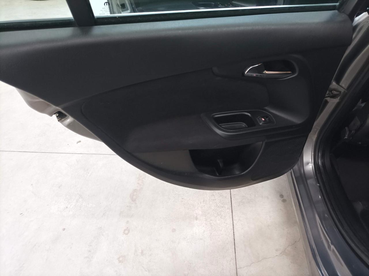 Fiat Tipo 1.6 Mjt CV120 S&S SW Easy Business 06/2017