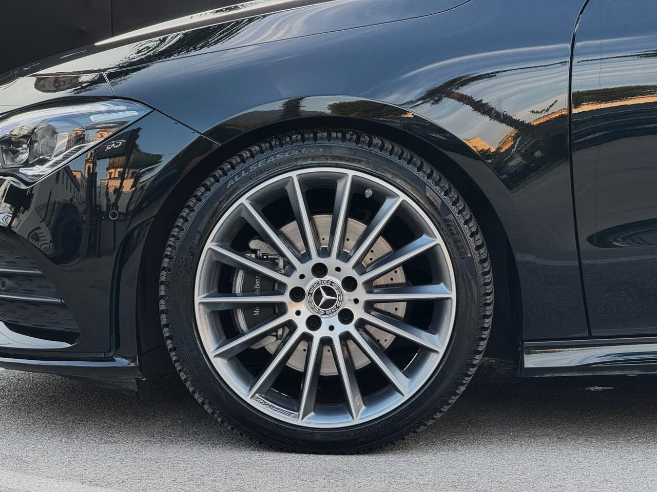 Mercedes-Benz CLA 200 d Premium Plus AMG TETTO