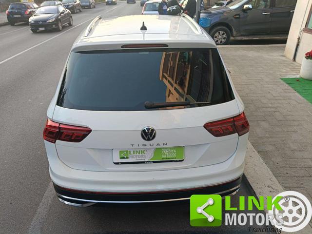 VOLKSWAGEN Tiguan 2.0 TDI 150 CV SCR DSG Elegance