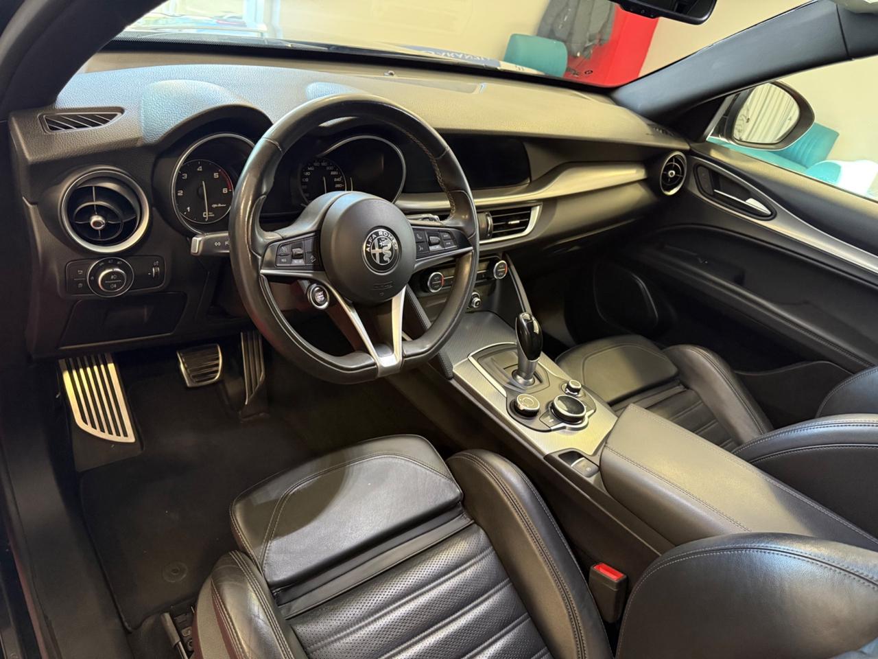 Alfa Romeo Stelvio 2.2 Turbodiesel 180 CV AT8 Q4 Executive