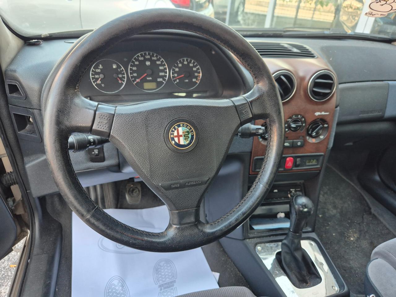 Alfa Romeo 146 1.6i 16V Twin Spark cat L