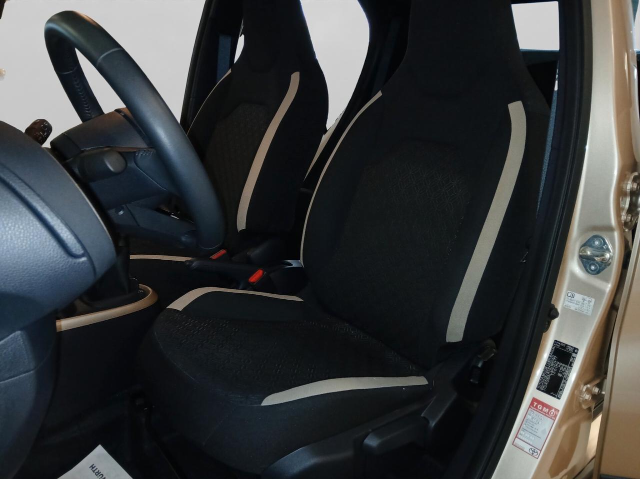 Toyota Aygo X 1.0 VVT-i 72 CV 5 porte Trend