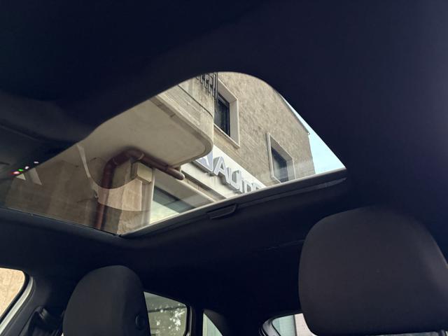 VOLKSWAGEN Taigo 1.0 TSI 110 CV DSG R-Line TETTO APR/PAN