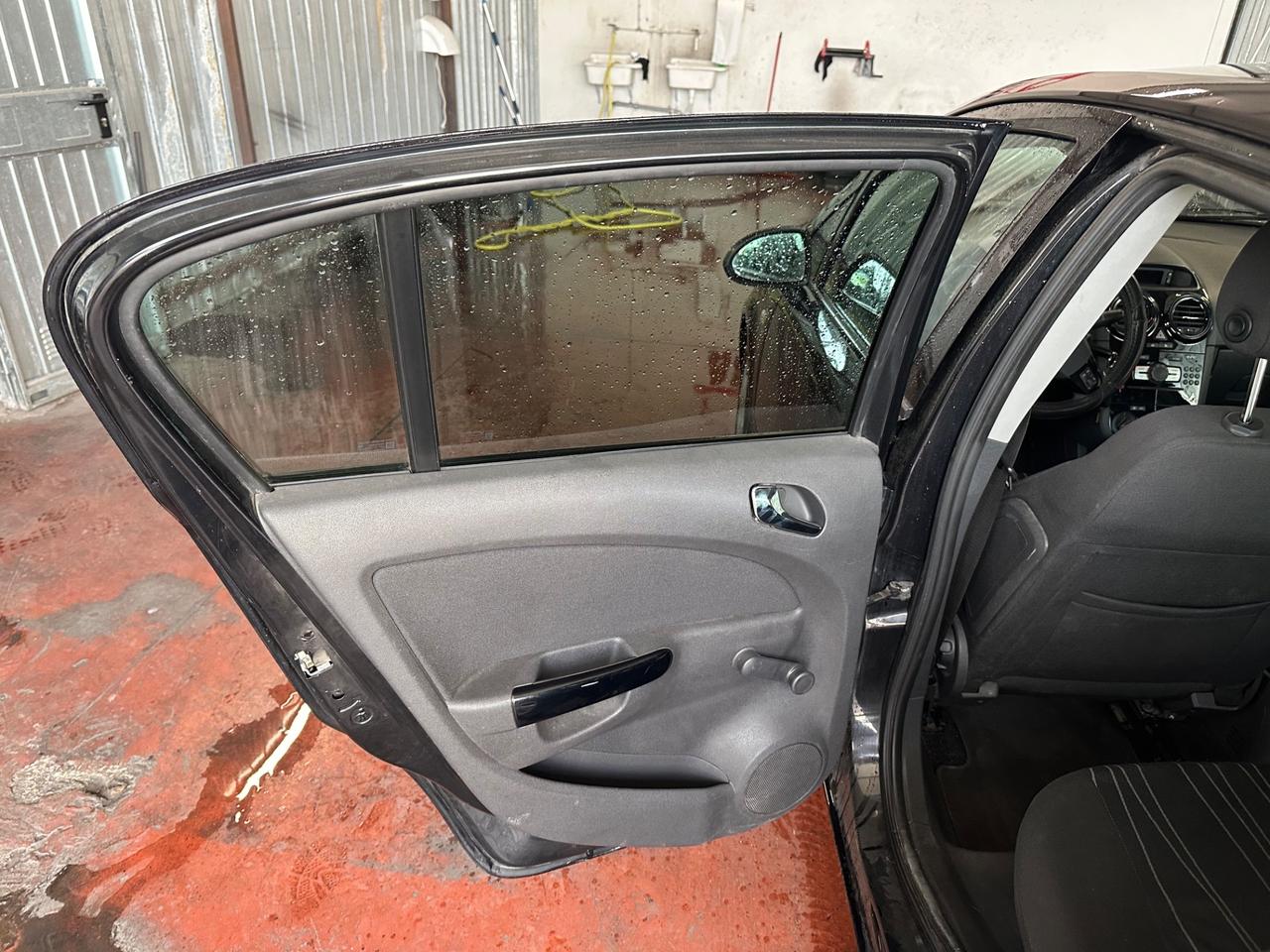 Opel Corsa 1.2 85CV 5 porte GPL-TECH Club