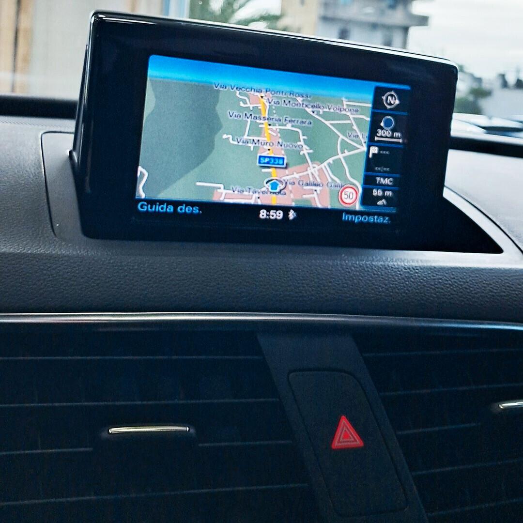 Audi Q3 2.0 TDI 150 CV Business tetto Apribile