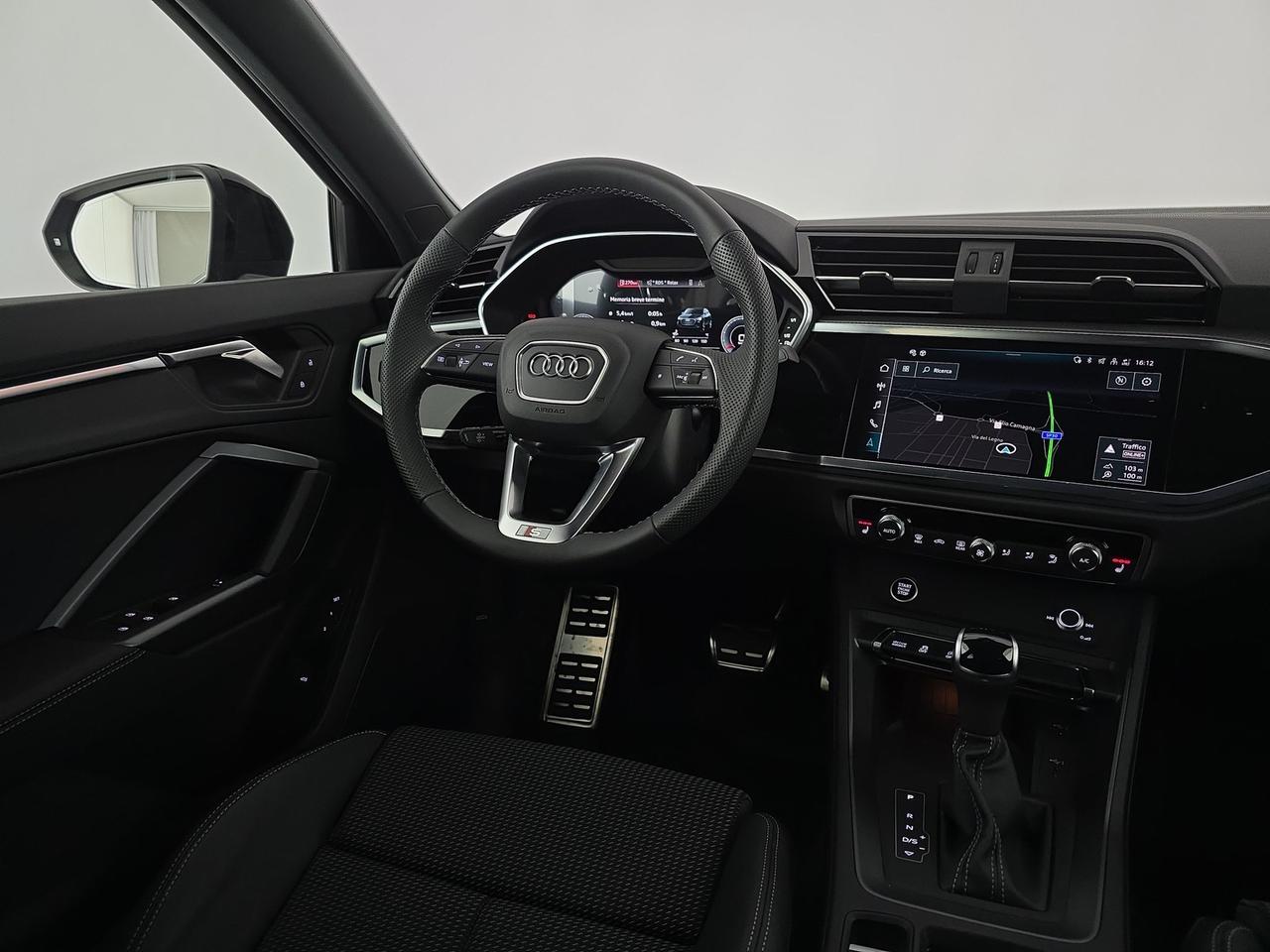 Audi Q3 sportback 40 2.0 tdi identity black quattro 193cv s-tronic
