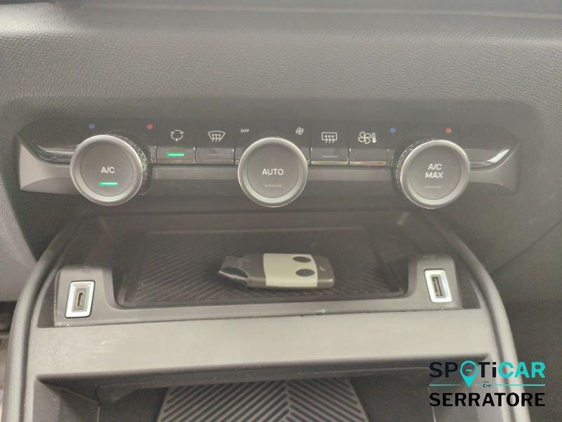Citroën C4 C41E 5P K 15H BA8ST