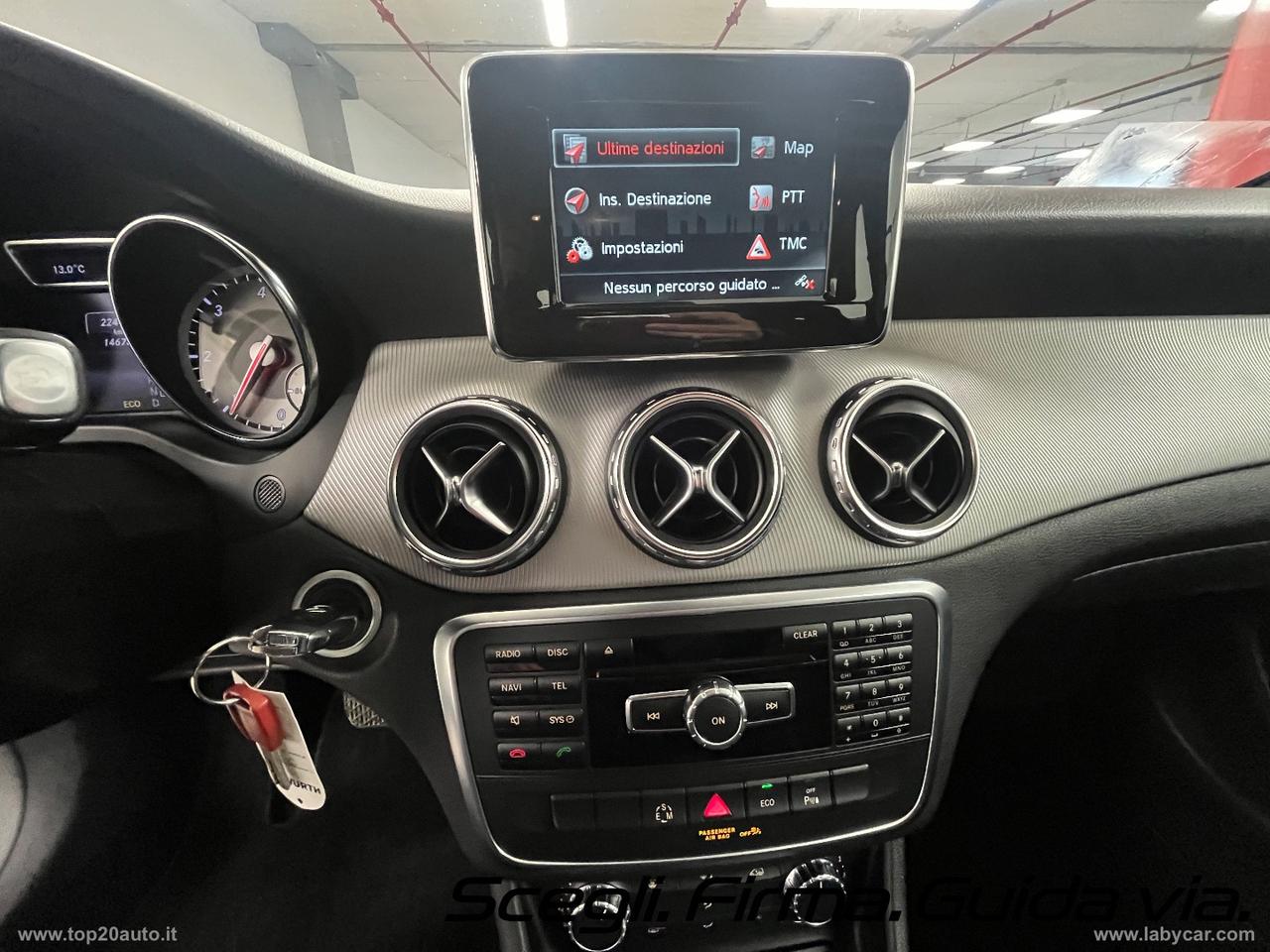 MERCEDES-BENZ GLA 200 CDI Automatic Sport