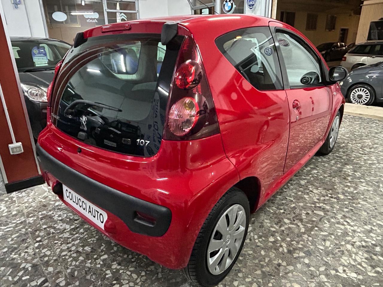 Peugeot 107 1.0 Benz Servosterzo A/C