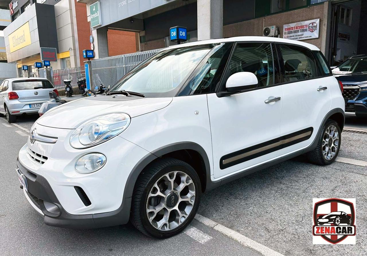 Fiat 500L 1.3 Multijet 95 CV Trekking Tetto Panoramico Cambio Automatico Navigatore