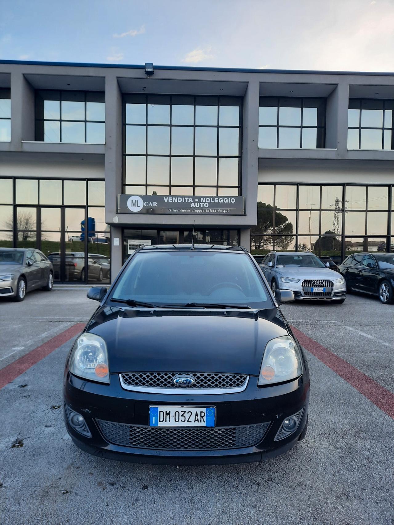 Ford Fiesta 1.4 TDCi 5p. Ghia UNICO.PRO