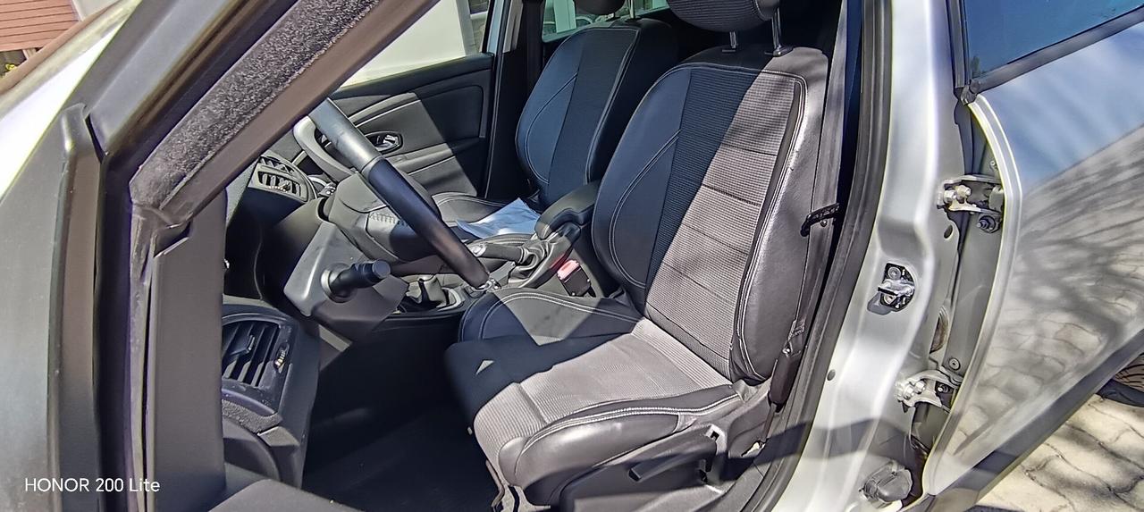 Renault Megane SporTour 1.5 dci Gt Line 110cv