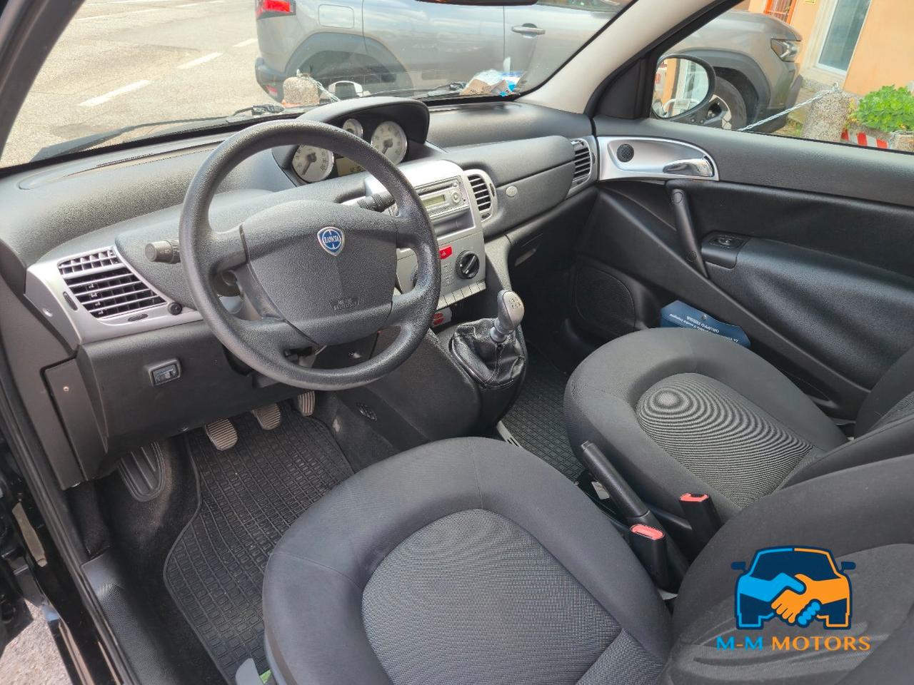 Lancia Ypsilon 3 Porte Ypsilon 1.2 8v Unyca