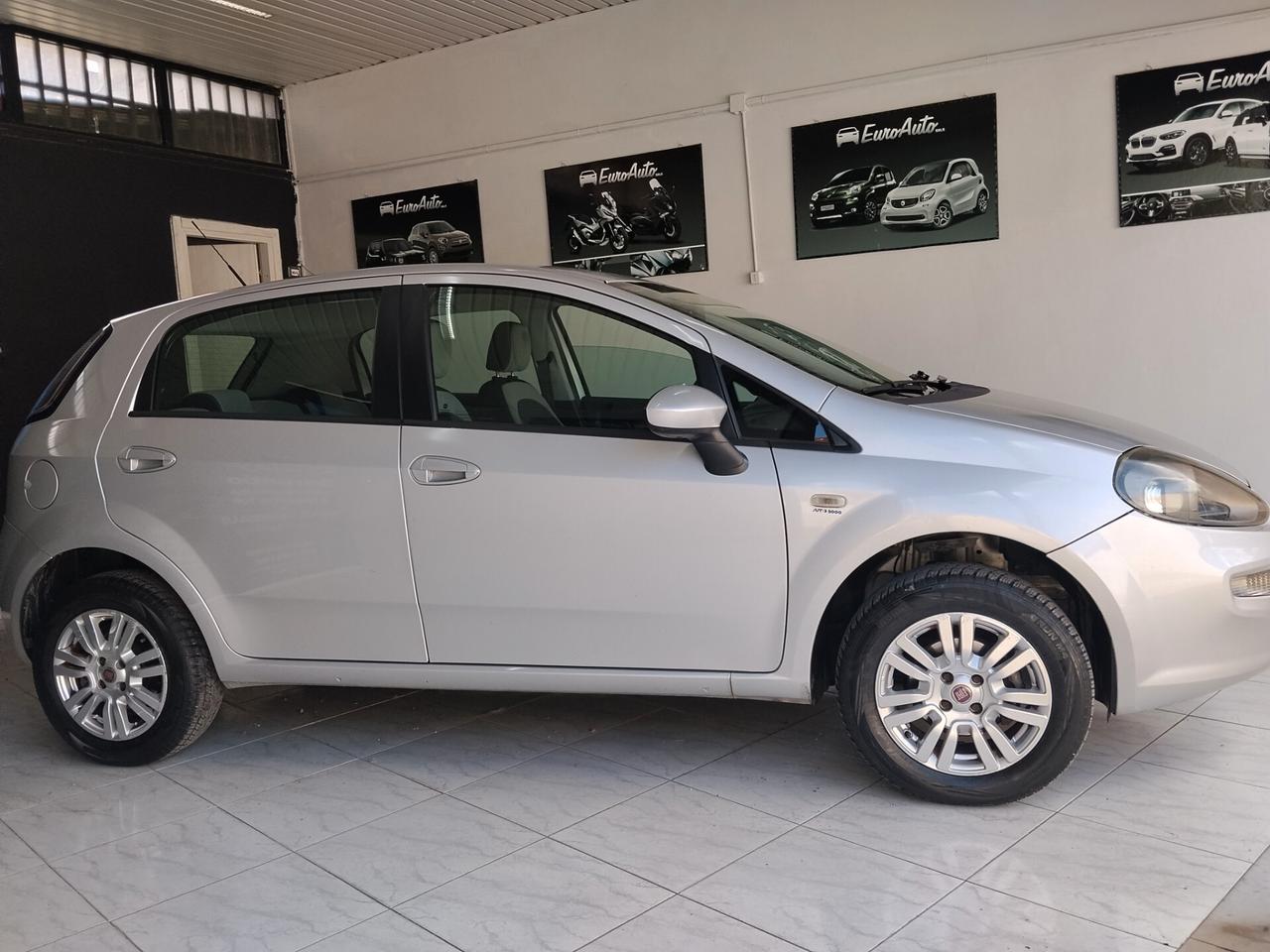 Fiat Punto 1.4 bnz/Metano 2013 CON GARANZIA