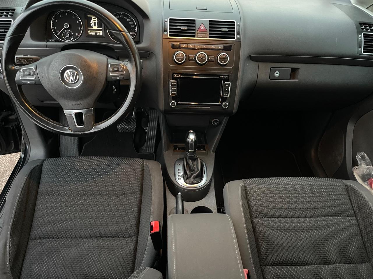 Volkswagen Touran Business 1.4 DSG Highline EcoFuel