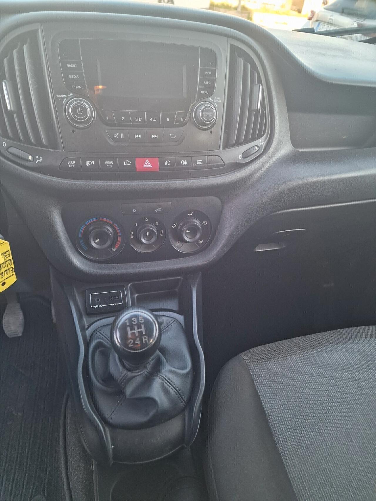 Fiat Doblò 1.3 MJT 95CV 10/2018 5 POSTI