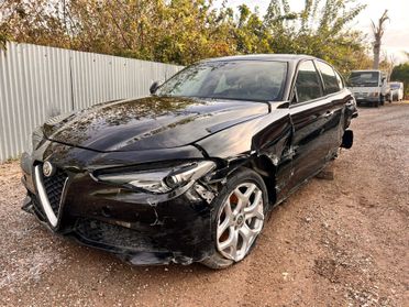 Alfa Romeo Giulia 2.2 Turbodiesel 160 CV AT8 Sport-Tech