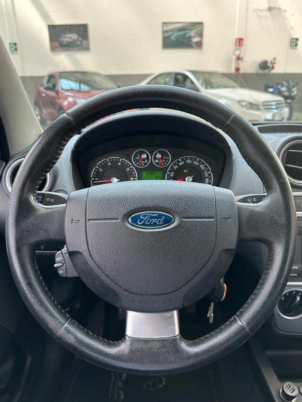 Ford Fiesta 1.2 Benz (Euro 4), Uni Propriet, si neopat, garantita
