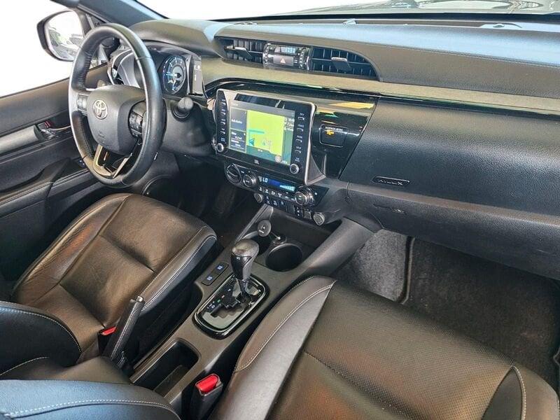 Toyota Hilux Hilux 2.8 D A/T 4WD 4 porte Double Cab Invincible