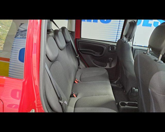 FIAT New Panda 1.0 firefly hybrid Cross s&s 70cv 5p.ti