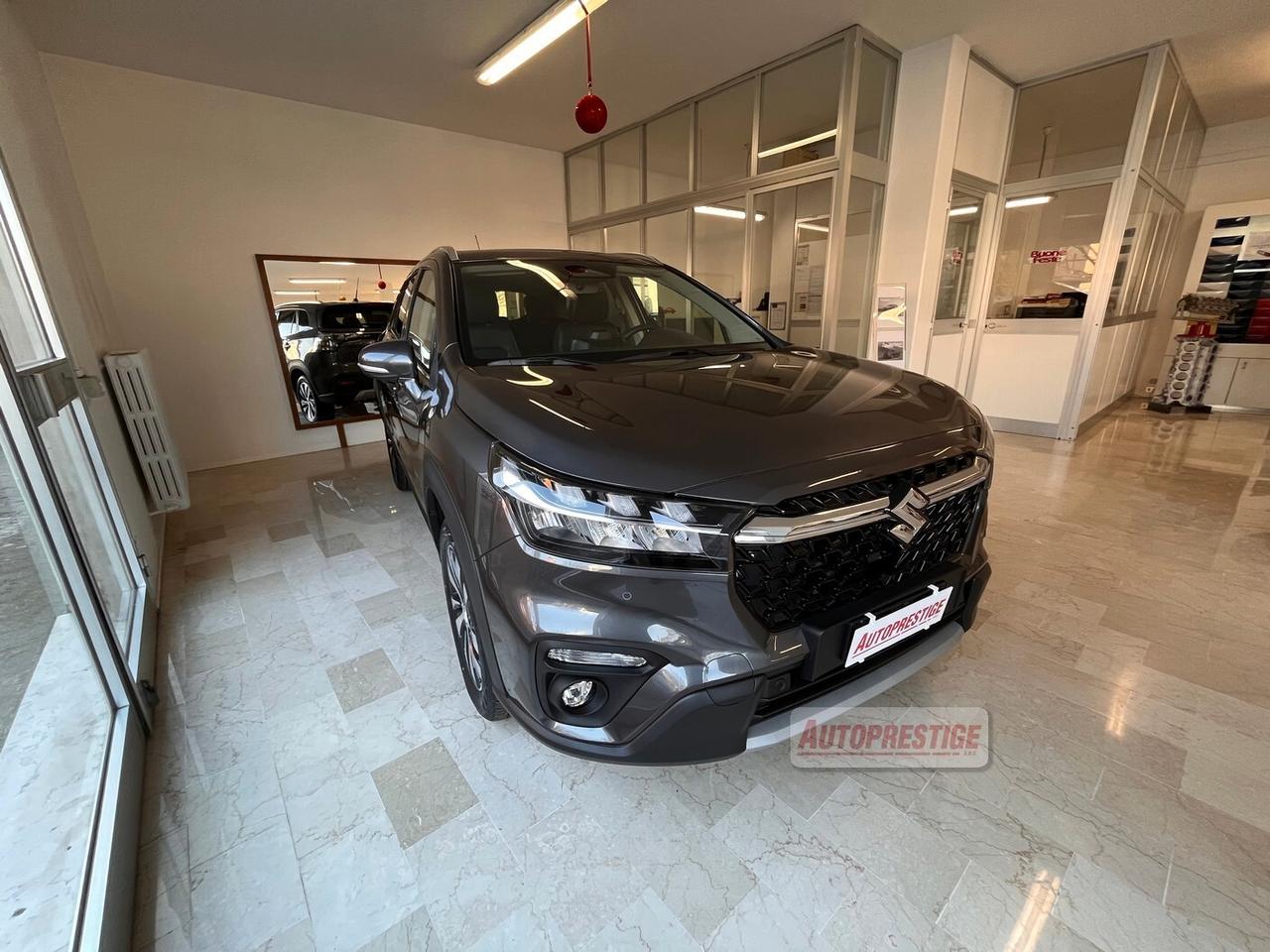 Suzuki S-Cross 1.5 140V Hybrid A/T Starview