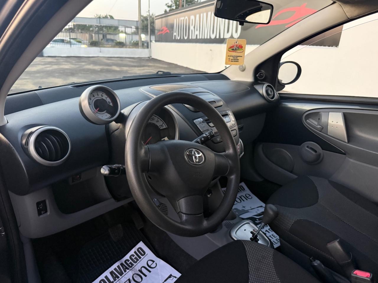 Toyota Aygo 1.0 5 Porte Cambio Automatico
