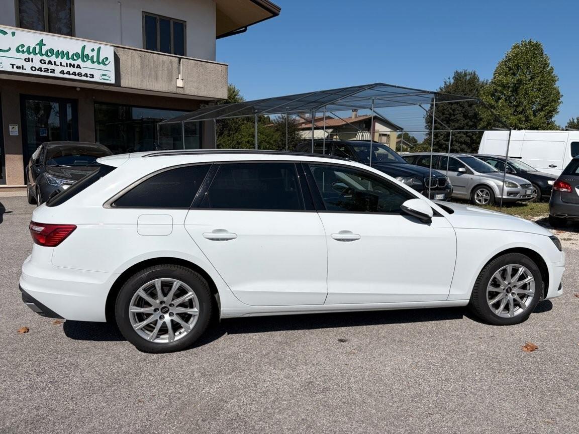 Audi A4 Avant 30 TDI/136 CV S tronic Business Advanced