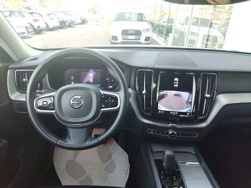 Volvo XC60 XC60 B4 (d) AWD automatico Plus Dark