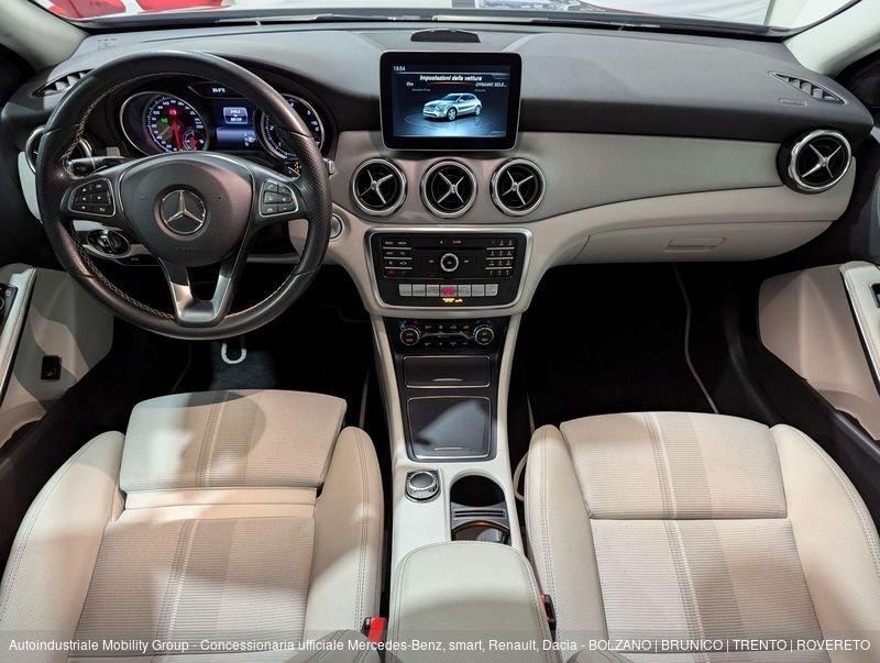 Mercedes-Benz GLA 220 d AUTOMATIC 4MATIC SPORT