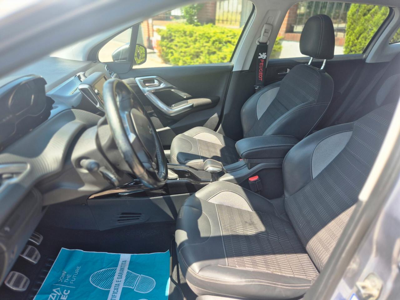 Peugeot 2008, 1.6 /100 CV / EURO6B /2016