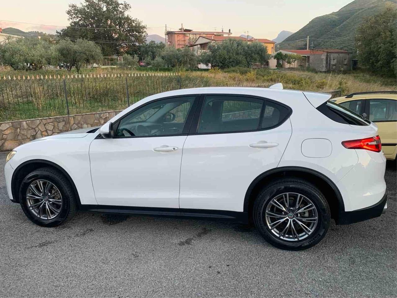 Alfa Romeo Stelvio 2.2 Turbodiesel 180 CV Q4