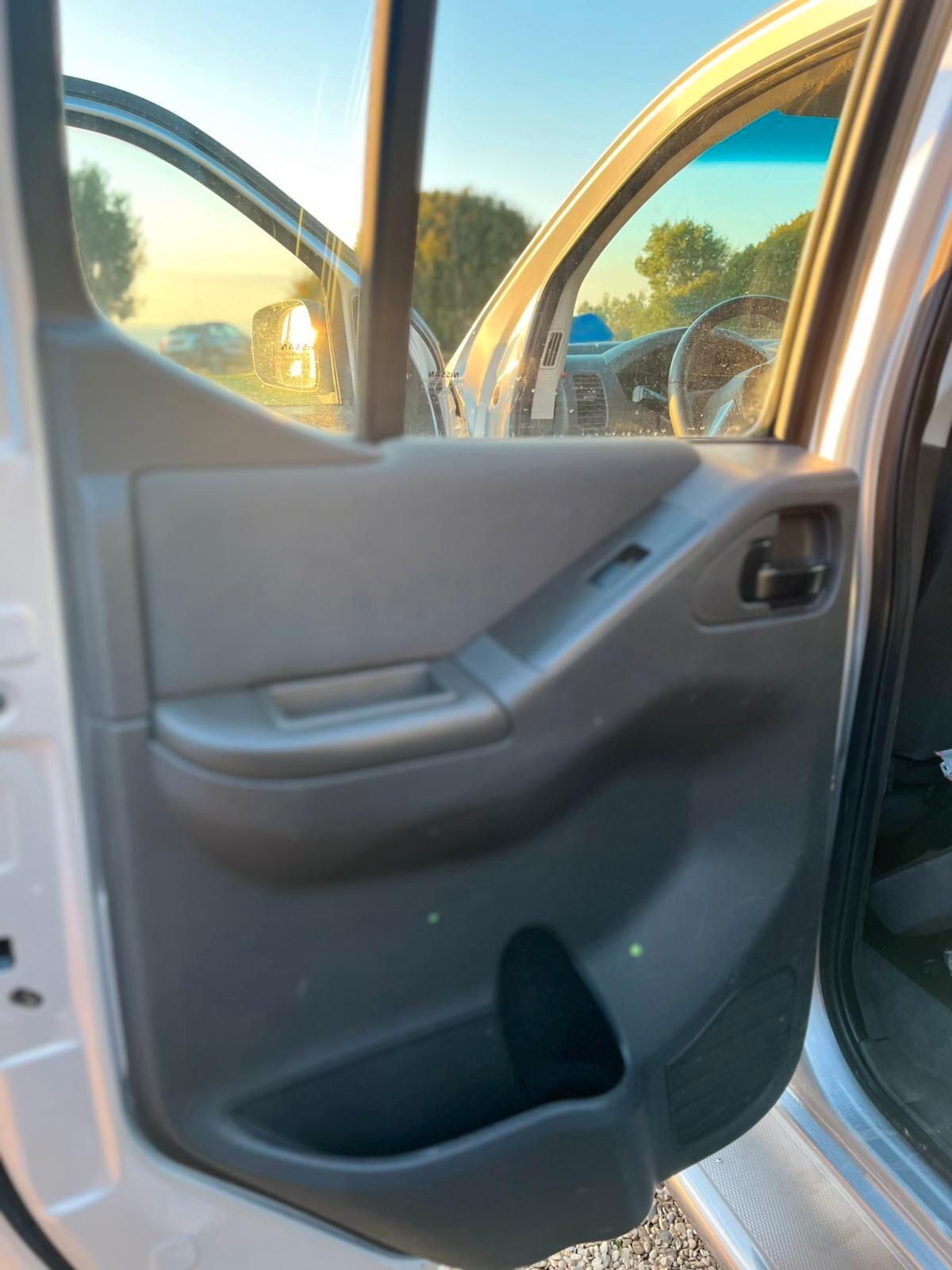 Nissan Navara 2.5 dCi 190CV 4 porte Double Cab Sport