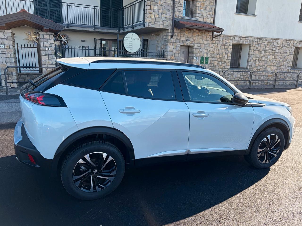 Peugeot 2008 PureTech Allure 130 S&S EAT8 ok Neopatentato