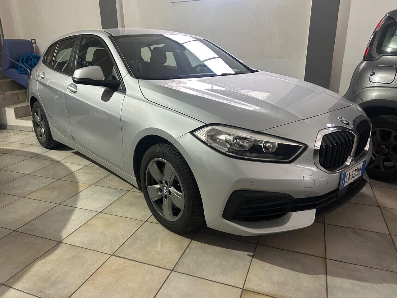 BMW 116d 5p. Business Advantage 2020