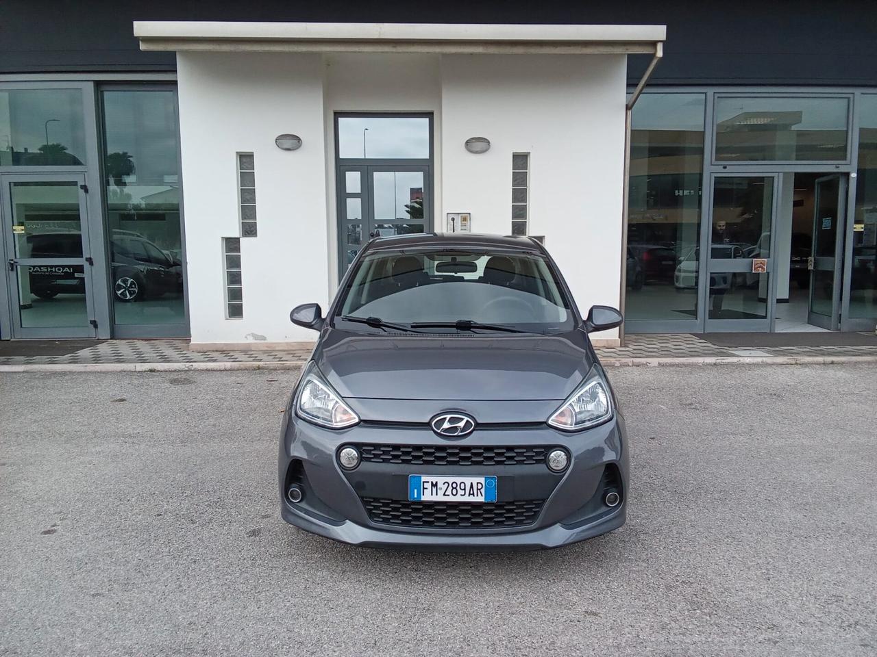 HYUNDAI i10 1,0 GPL 70 CV LOGIN 5P