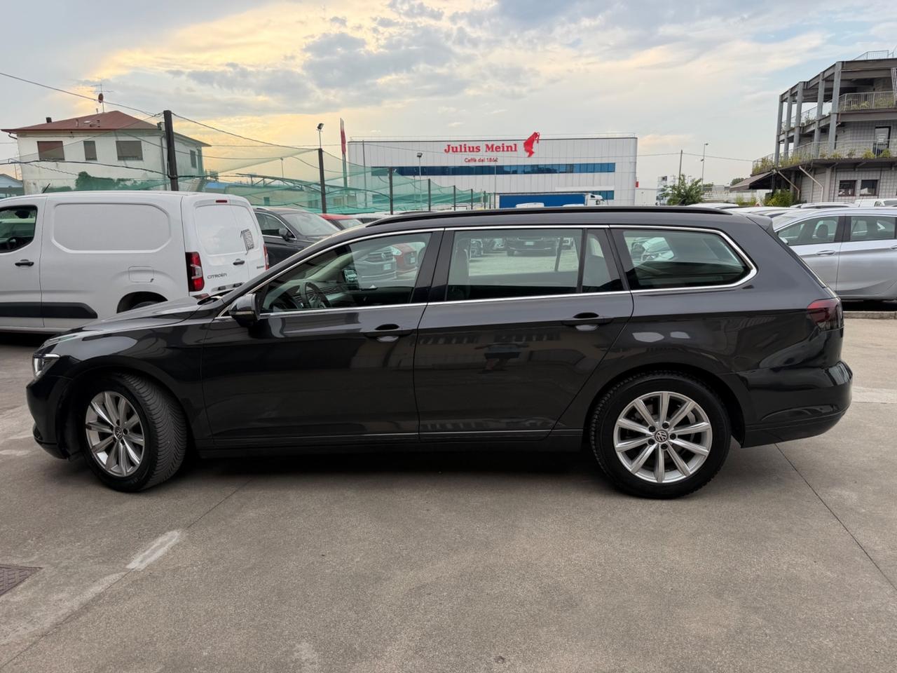 Volkswagen Passat Variant 2.0 TDI DSG Business BlueMotion Tech