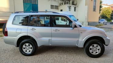 Mitsubishi Pajero 3.2 16V DI-D 7 posti e gancio