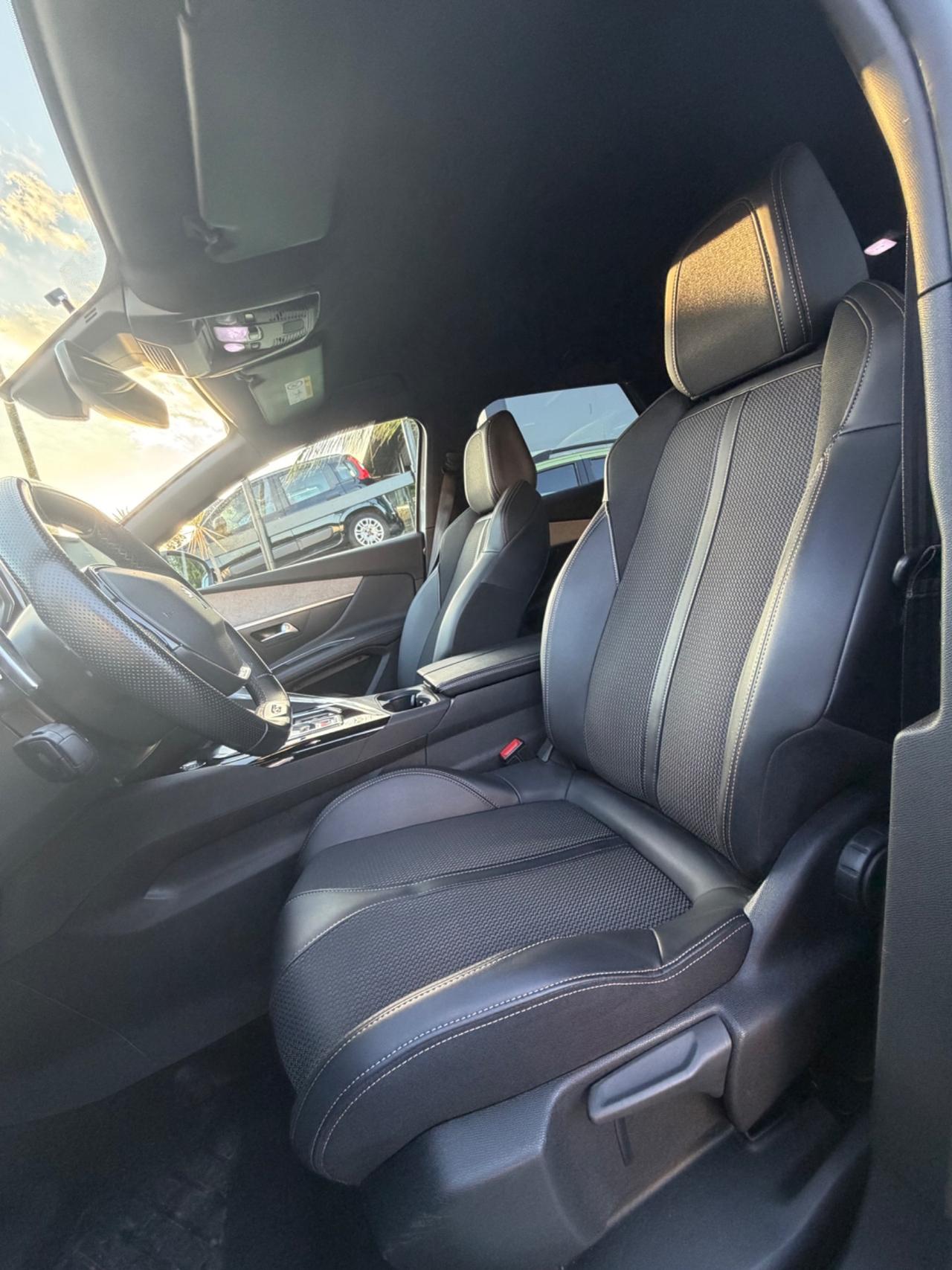 Peugeot 3008 PureTech Turbo 130 S&S EAT8 GT Pack