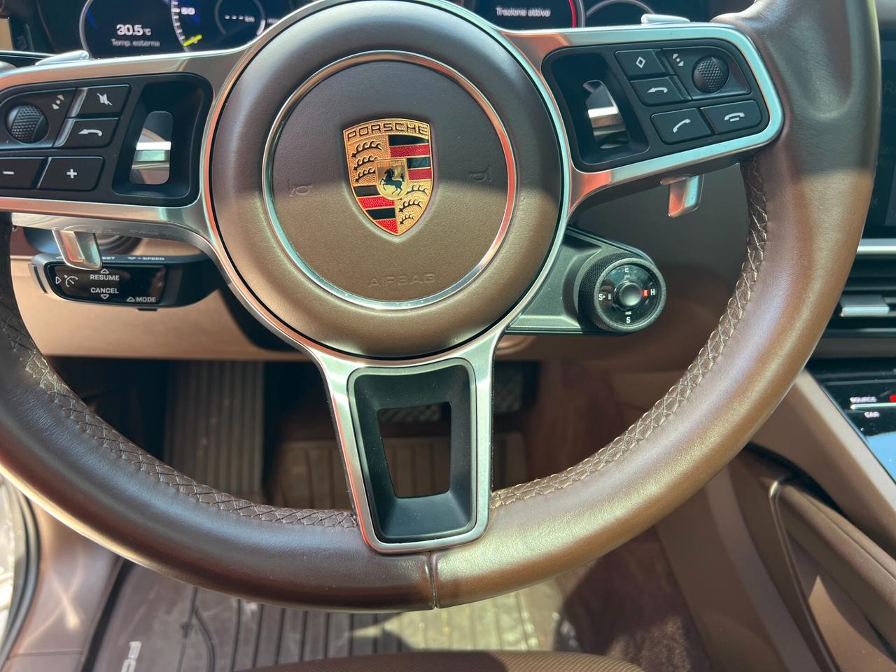 Porsche Cayenne Coupe 3.0 e-hybrid 5posti Tetto Sedili ventilati 22" Pelle Bose