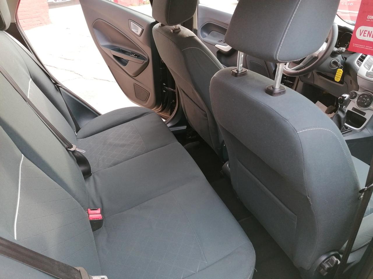Ford Fiesta 1.4 TDCi 70CV 5 porte Titanium
