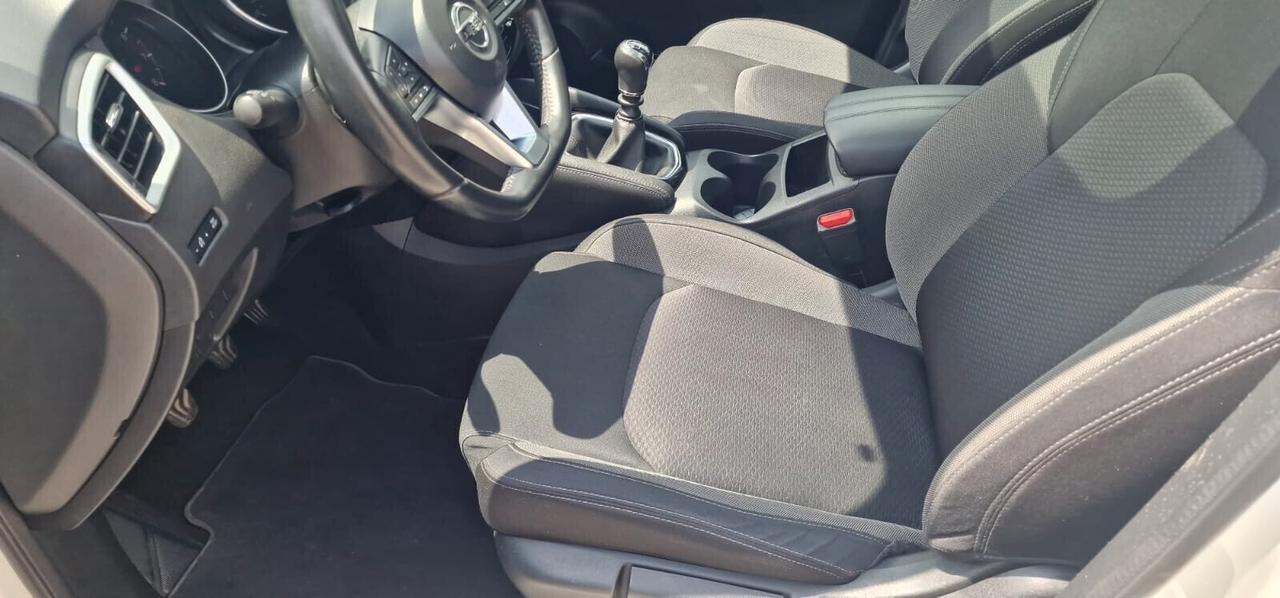 Nissan Qashqai 1.3 DIG-T 140 CV Tekna Dynamic Standard