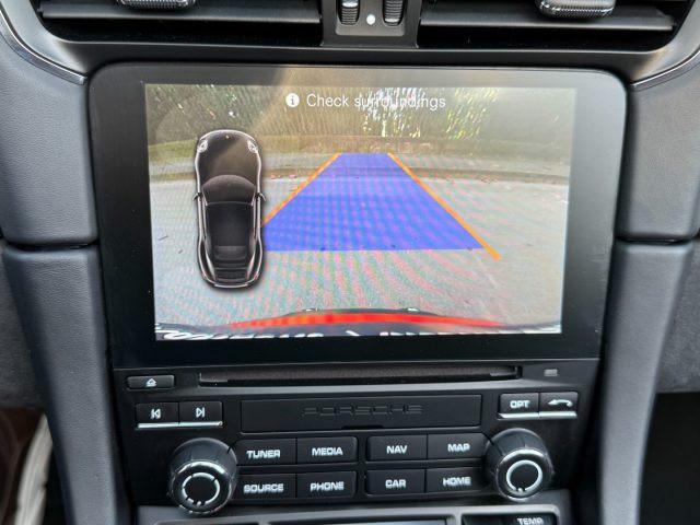 PORSCHE 911 3.0 Carrera GTS Cabriolet