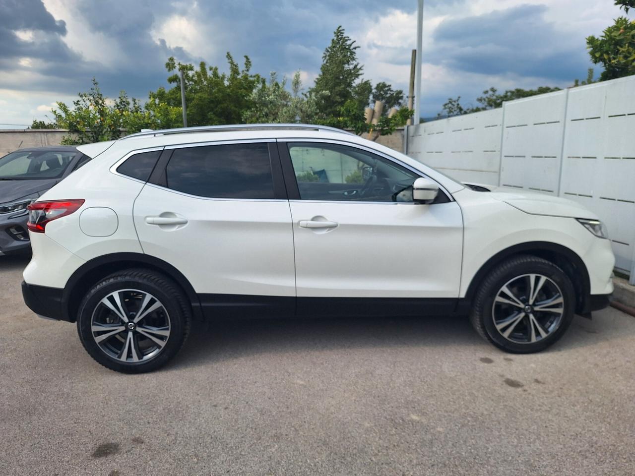 Nissan Qashqai N-CONNECTA 1.5 dCi 115cv AUTOMAT. TETTO PAN.
