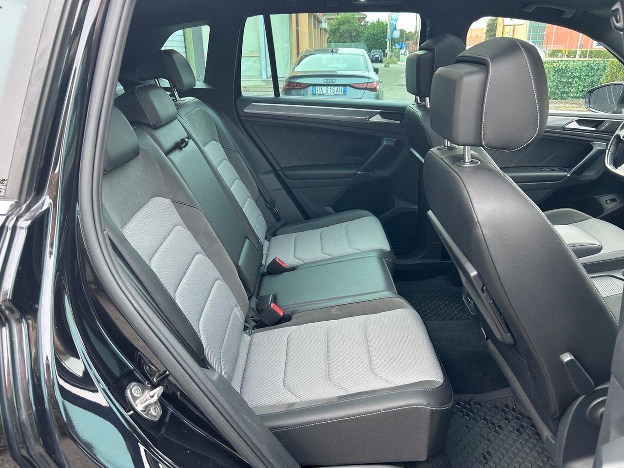 Volkswagen Tiguan 2.0 bitdi R-Line BM 4motio #7166