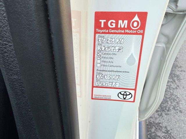 TOYOTA Hilux 2.8 D A/T 4WD Double Cab Invincible IVA ESPOSTA