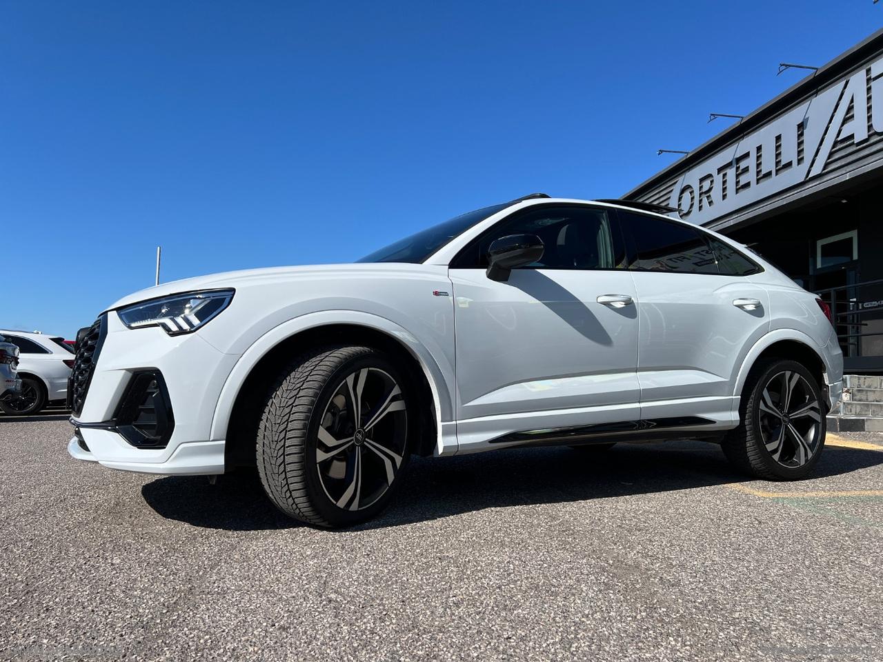 AUDI Q3 SPB 40 TDI quattro S tr. Ident. Black