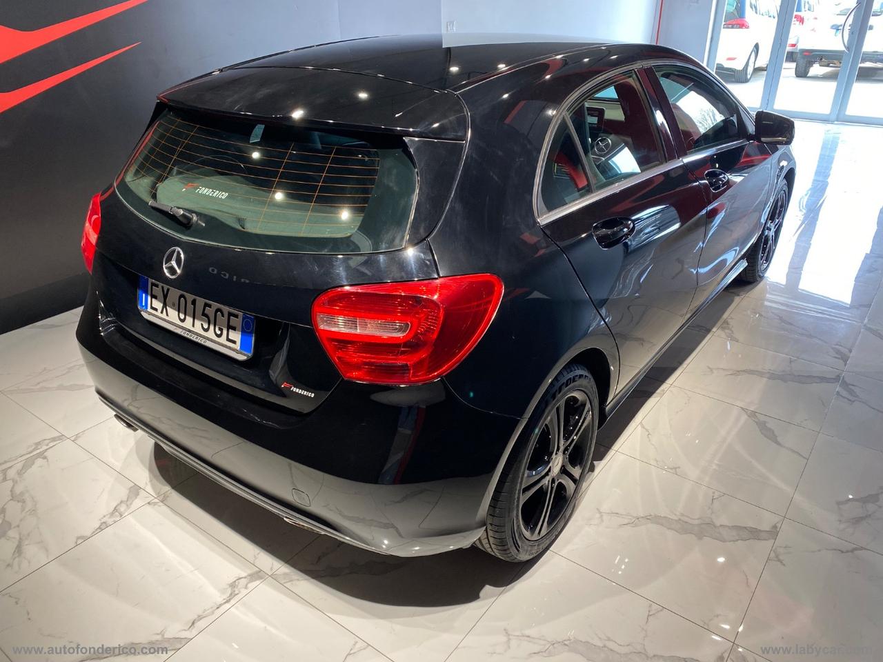 MERCEDES-BENZ A 160 CDI Dark Night Edition